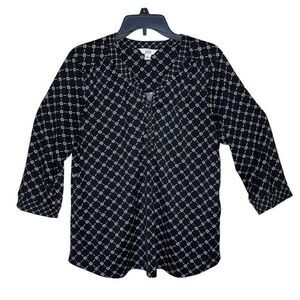 Womens Croft & Barrow V-neck Blouse with 3/4 length sleeves - sz L